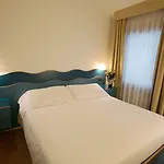 Antico Mulino Отель Скорце